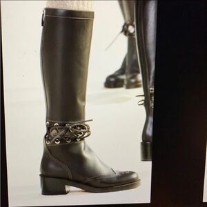 CHANEL Black runway Boots in excellent condition. No box